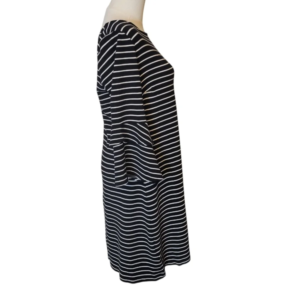 Ann Taylor Black Striped Fit & Flare‎ Dress Size 6